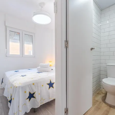 Cel Blau Playa Apartmento דירה *